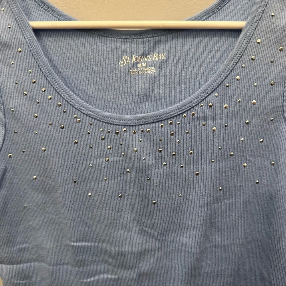St. John’s Bay Rhinestone Tank Top. Women’s Medium. - Picture 5 of 5